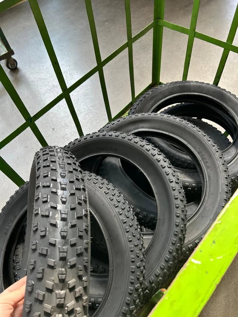 Llanta 20×4.0 para Bicicleta – Fat Bike y Eléctrica con Neumático